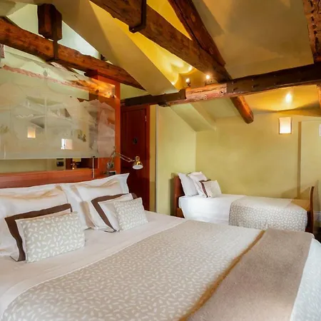 호텔 카 피사니